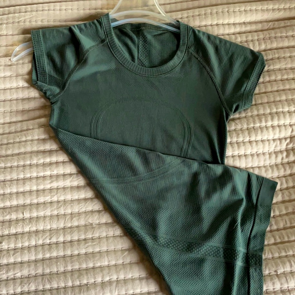 Lululemon shirt
